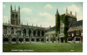 UK - England, Oxford. Magdalen College, Quadrangle