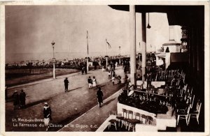 CPA MALO-les-BAINS Terrasse du Casino Digue (983552)