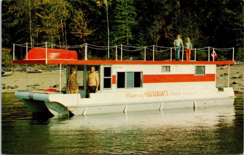 Sicamous BC People Houseboat Waterway Houseboats Ltd Unused Advert Postcard H45