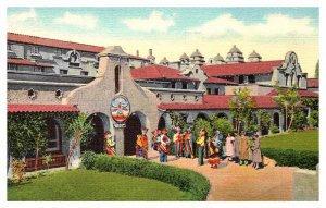 Postcard HOTEL SCENE Albuquerque New Mexico NM AS6080