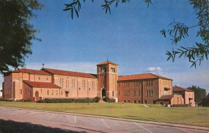 LONGVIEW, TX Texas   THE FIRST CHRISTIAN CHURCH    c1950's Chrome Postcard