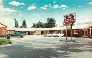 SHERIDAN, Wyoming WY   ROCK TRIM MOTEL  Roadside  VINTAGE  Chrome Postcard