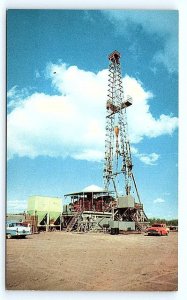 EMERALD TRIANGLE, TX Texas ~ OIL DRILLING RIG  c1950s Cars Plastichrome Postcard