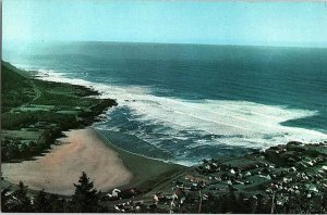 Postcard BEACH SCENE Yachats Oregon OR AJ4442