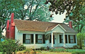 TUSCUMBIA ALABAMA~HELEN KELLER BIRTHPLACE + IVY GREEN~ LOT OF 2 POSTCARDS