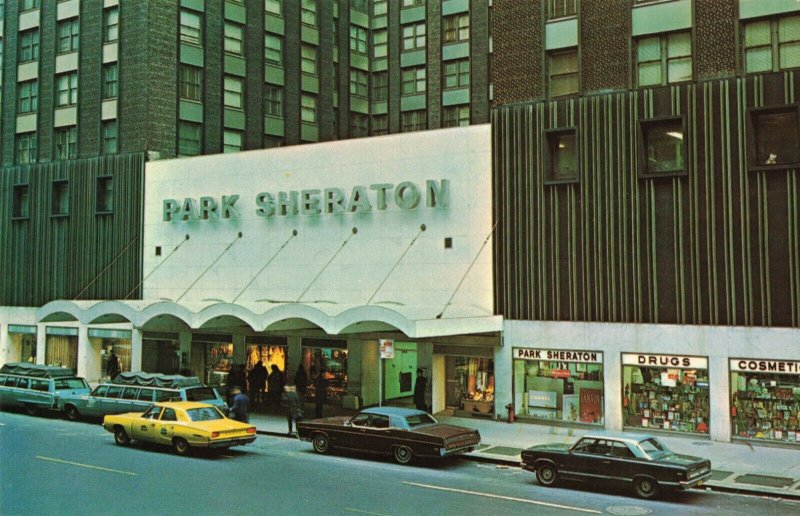 Park Sheraton Hotel, 7th Ave at 56th Street, New York, N.Y. Classic Car Postcard