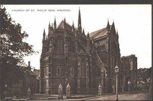 Sussex Postcard - Church of St Philip Neri, Arundel   RT1760