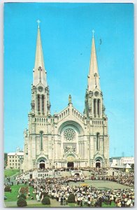 Vintage Sainte-Anne de Beaupré Basilica Quebec Canada Postcard