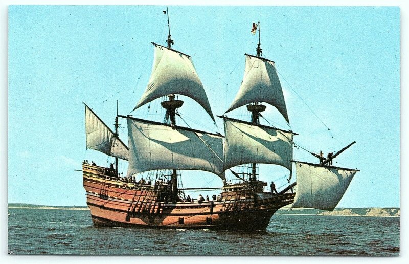 VTG Postcard Mayflower II 2 Ship Boat Plymouth MA Massachusetts Pilgrims Sea A3