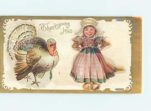 Pre-Linen thanksgiving GIRL STANDS NEXT TO THE TURKEY AS BIG AS HER HQ7720