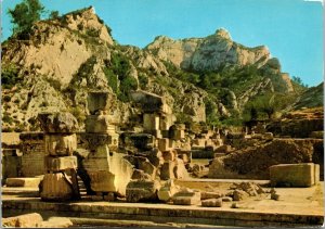 VINTAGE CONTINENTAL SIZE POSTCARD THE RUINS AT ST. REMY DE PROVENCE 1978
