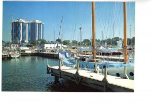Harbour Commission Marina, Hamilton, Ontario, Spectator Newspaper, Yachts