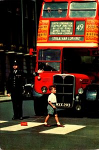 England London Policeman On Point Duty 1977