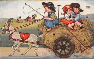 CHILDREN HAY RIDE TOBACCO PIPE COMIC ROMANCE NETHERLANDS POSTCARD 1933