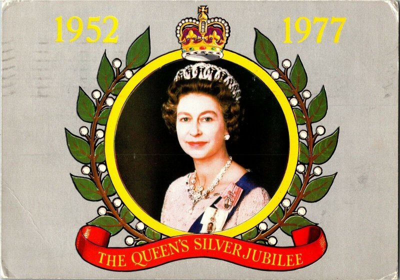 Her Majesty Queen Elizabeth Silver Jubilee 1977 Postcard E45