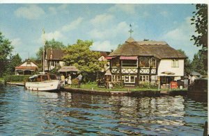 Norfolk Postcard - The Beehive - Wroxham - Ref TZ6769