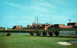 Seaford, Delaware - Du Ponts Original Nylon Factory - c1950