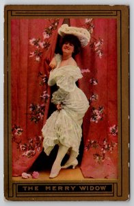 The Merry Widow in White Fancy Dress & Hat is All Smiles Postcard L36