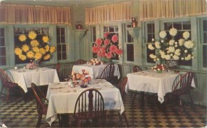 California Santa Maria Inn, Dining Room, Big Floral Arrangements Postcard