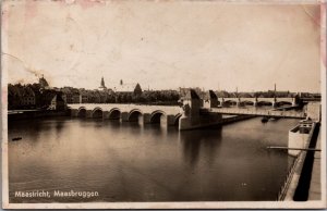 Netherlands Maastricht Maasbruggen Vintage RPPC C013