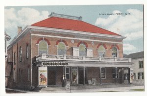 P3177 old postcard view town hall perry new york