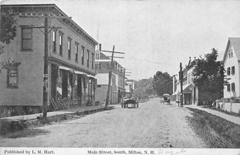 Milton New Hampshire scene on South main street vintage pc DD7420