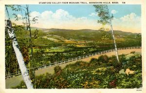 MA - Berkshires, Mohawk Trail. Stamford Valley