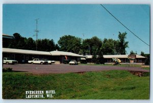Ladysmith Wisconsin Postcard Evergreen Motel Bill Marge Drews Exterior View 1960