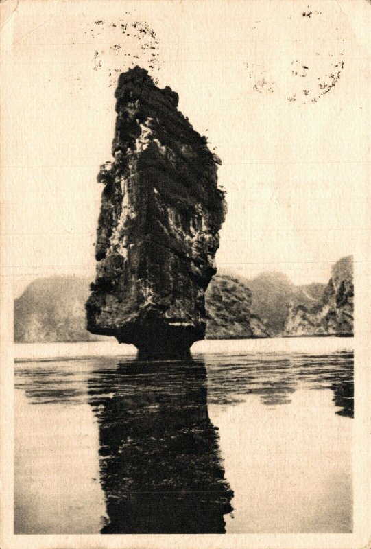 Vietnam Indochina RockVintage Postcard BS.13