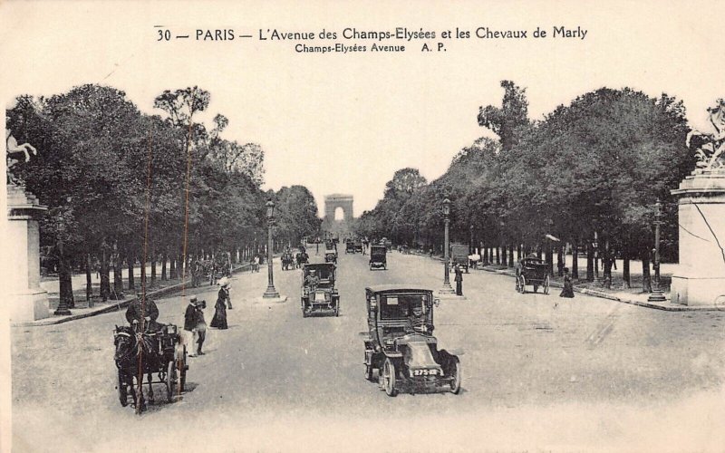 A045 France Paris Champ Elysees Avenue Chevaux de Marly cars carriage postcard