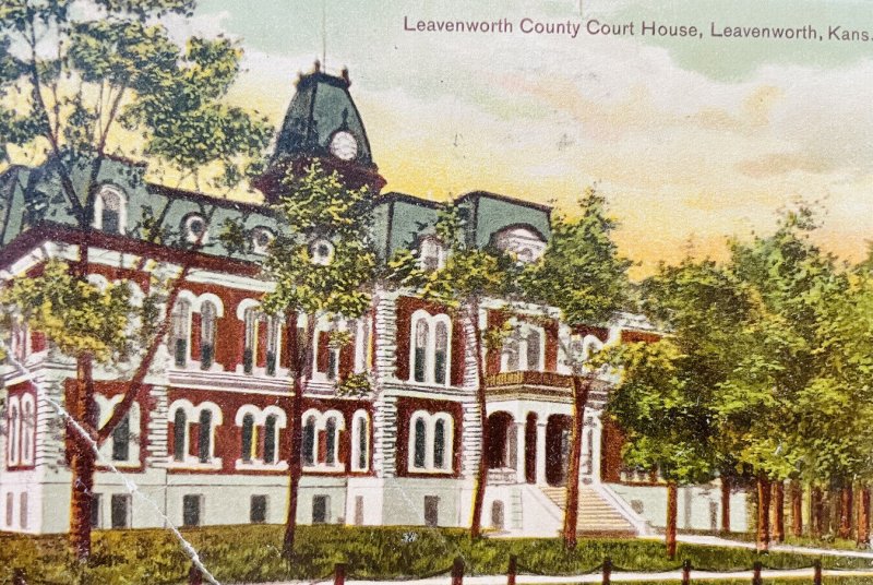 Antique 1900s (1909) Leavenworth Kansas Court House German Postcard