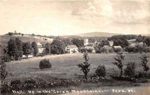 F86/ Peru Vermont RPPC Postcard c1940s green Mountains Homes Church