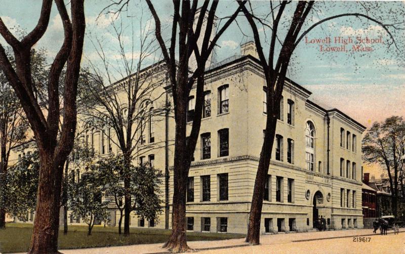 LOWELL MASSACHUSETTS HIGH SCHOOL POSTCARD c1910s