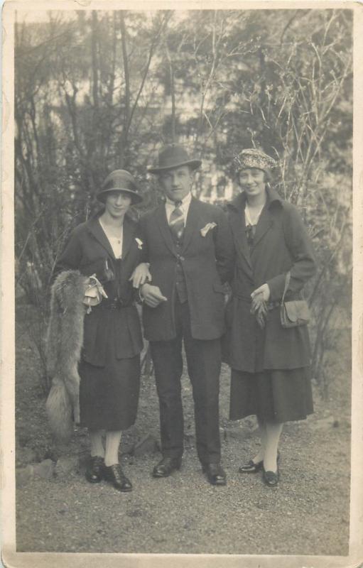 Social history vintage photo postcard a man with two women fashion mode