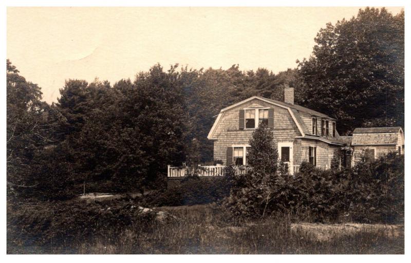 Maine  Boothbay Harbor ,  Saltbox Home  RPC