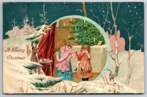 Christmas~Deer In Snow Looks In Portal~Girls w/Dolls By Decorated Tree~1905