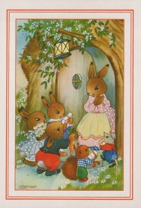 Children Postcard - Children's Animal Illustrations - Bunny Rabbits   RR7698