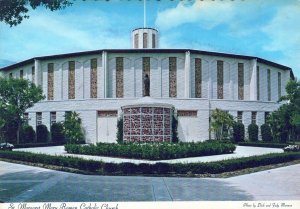 VINTAGE POSTCARD CONTINENTAL SIZE ST MARGARET MARY ROMAN CATHOLIC CHURCH FLORIDA