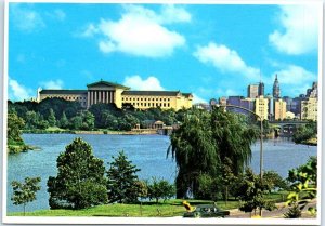 Postcard - View of Philadelphia Museum of Art against city skyline, Pennsylvania