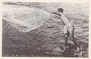 Hawaiian Islands Native Fisherman The Net Thrower 1949