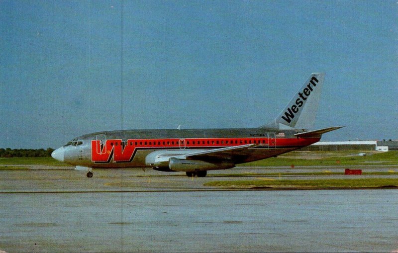 Airplanes Western Airlines Boeing 737-2J8 Advanced At St Louis