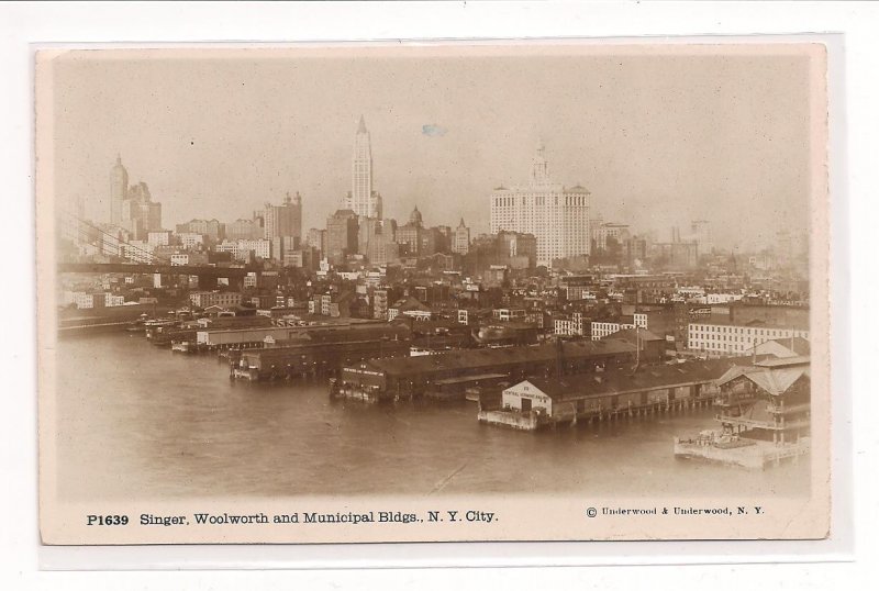 Real Photo ! Wharfs & Singer, Woolworth & Municipal Bldgs., New York City !