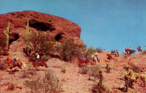 AZ - Phoenix. Papago Park, Horse Riding