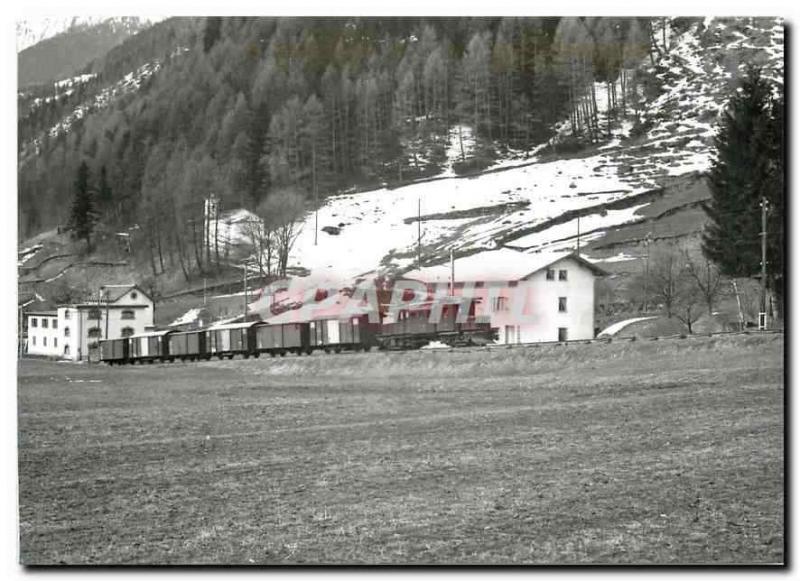 CPM Tram Ge 4 4 182 en tete d'un train marchandises quittant Poschiavo pour la B