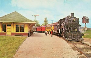 Green Bay WI National Railroad Museum Train Depot Postcard