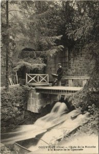 CPA GOUVIEUX Chute de la Nonette a la Source de la Chaussée (131080)