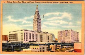 Postcard TRAIN STATION SCENE Cleveland Ohio OH AO2702