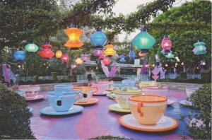 DISNEY DISNEYLAND TEACUP RIDE - 642