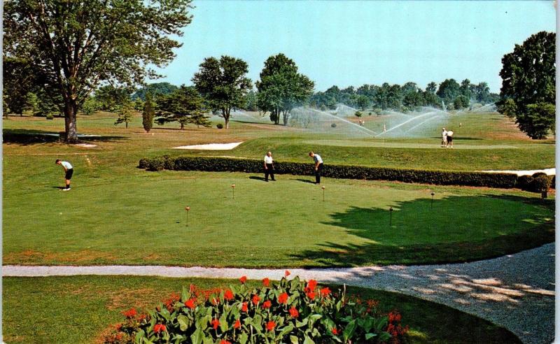 BETHESDA, MD Maryland   KENWOOD GOLF & COUNTRY CLUB  c1960s   Postcard 