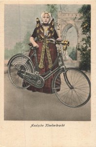 NETHERLANDS-Axelsche Kleederdracht-Bicycle-NATIONAL COSTUME~TINT PHOTO POSTCARD